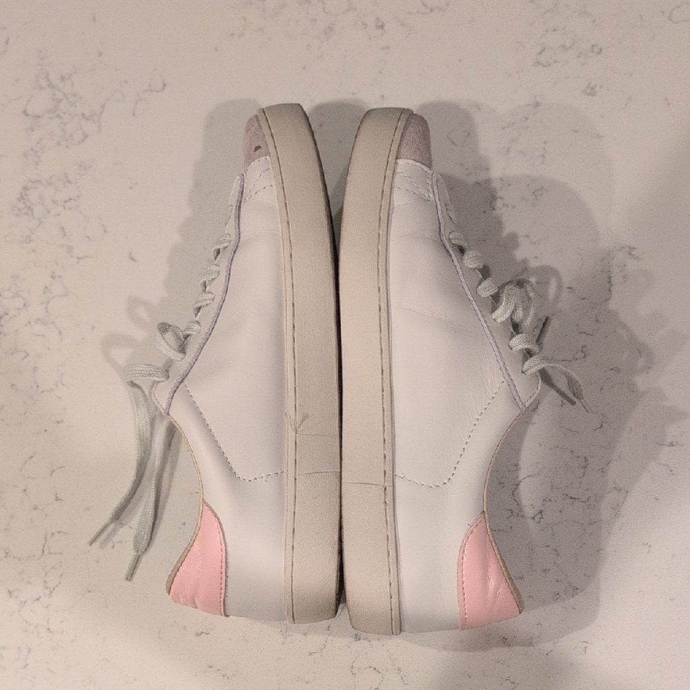Veja Women's White and Pink Accent Sneakers - Picture 3 of 8